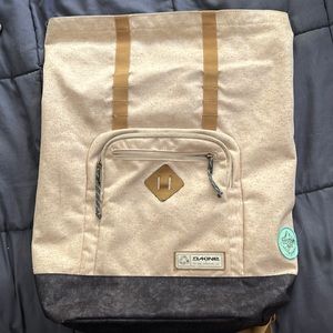 Dakine roll over back pack! Great for school